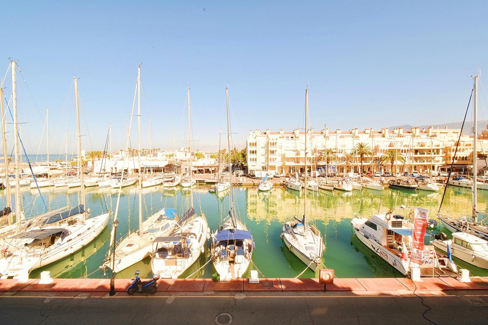Expoholidays - Galeon Puerto Deportivo Almerimar Exterior photo